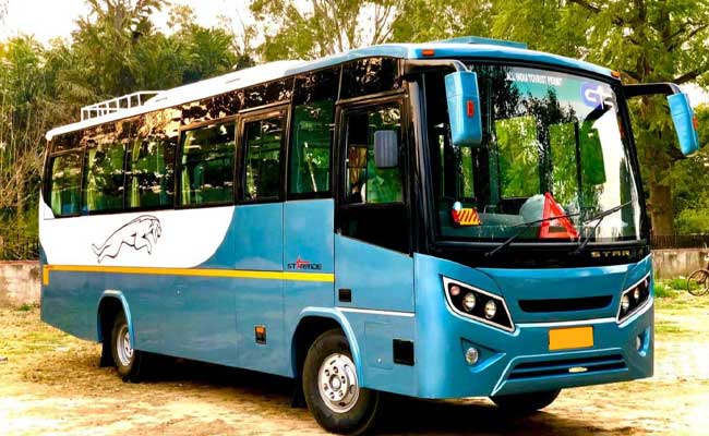 27 Seater Luxury Coach