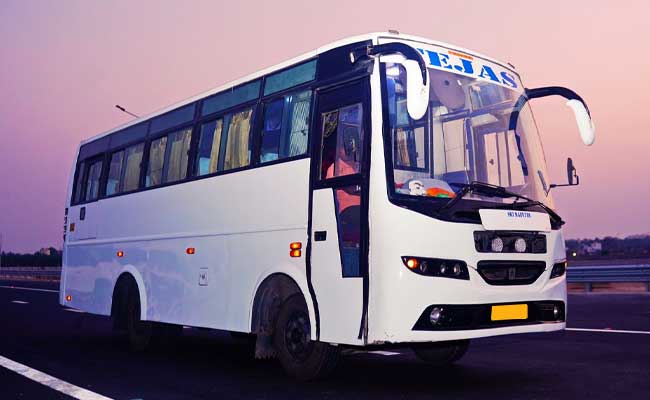 27 Seater Luxury Coach