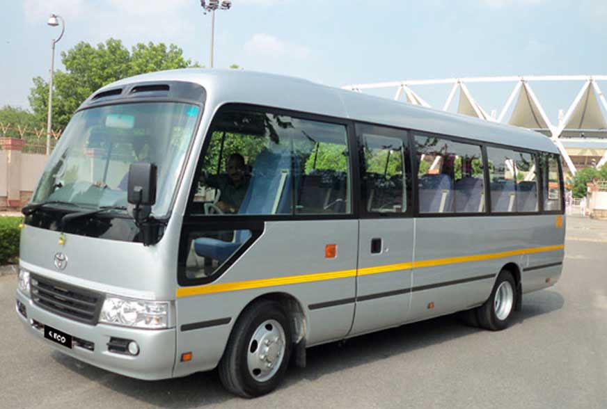 27 Seater Luxury Coach